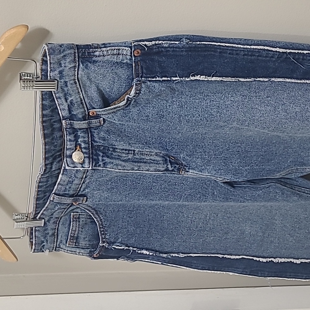 MONKI - Two-Tone Denim Jeans - Picture 2 of 6